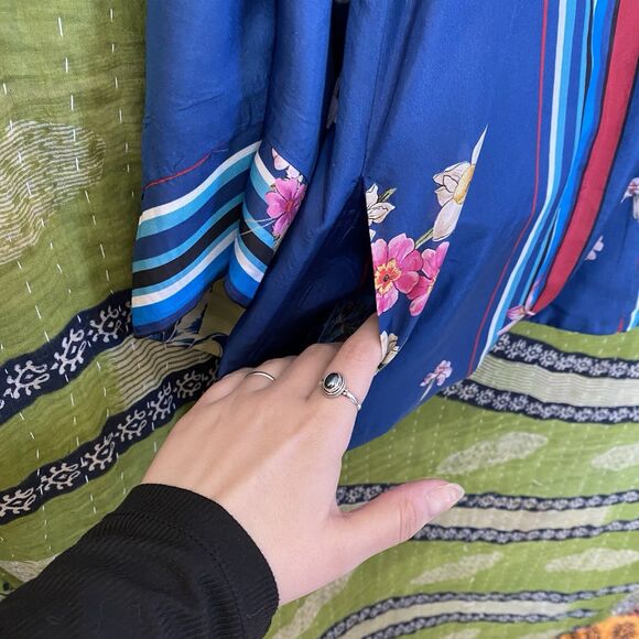 NWT Johnny Was Blue Floral Kygo Nana Silk Reversible Kimono Size 1X - Picture 9 of 16